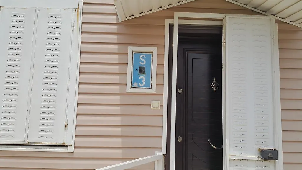 Mavi Ege Holiday Home 库萨达斯