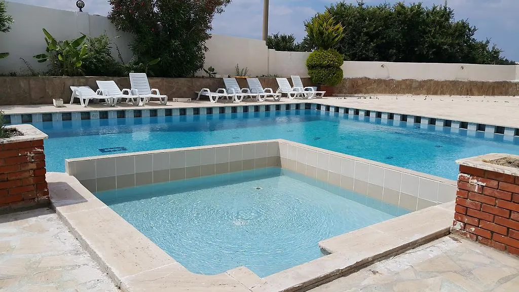 Mavi Ege Holiday Home 库萨达斯 0*,
