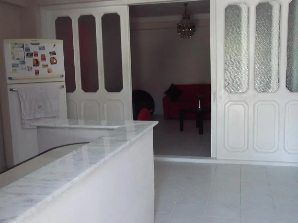 Mavi Ege Holiday Home 库萨达斯